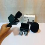 Reporter Pro Max Combo – Professional Triangle Logo Microphone Holder Box + Lark M2 Inspired Wireless Microphone Combo Set - Image 2